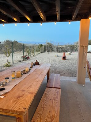 Outdoor dining