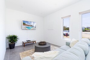 Homey vibes: Feel right at home in this welcoming living room.