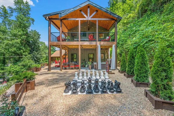 Cub Creek Retreat's life-size chess