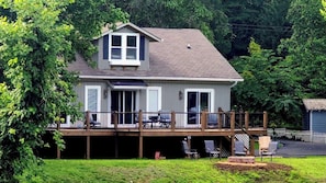 Front view of the house.