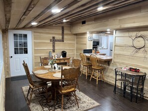 Coffee bar/breakfast nook, FREE coffee and wine glasses provided