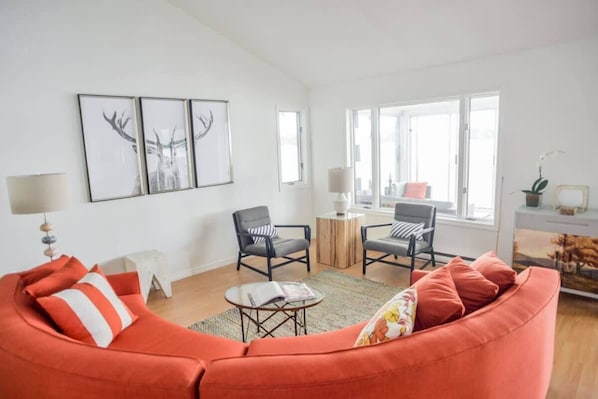 Living room looking onto Sun Room