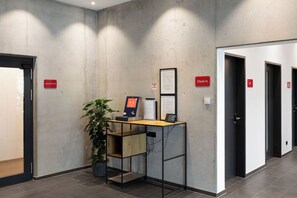 施設の正面