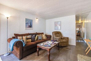 Living Room | Queen Sleeper Sofa | Main Floor | Smart TV