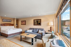 Enjoy a mountain view right from the convenience of your living space. 