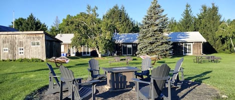 Fire pit with Cottages in background