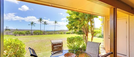 Maunaloa Vacation Rental | 2BR | 2BA | 954 Sq Ft | Stairs Required