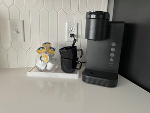Kaffe og/eller kaffemaskine
