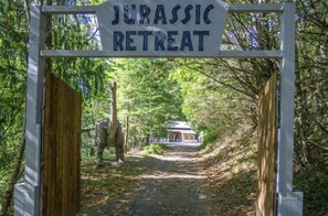 Welcome to the best adventure - Jurassic Retreat!