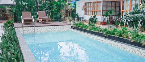 Piscine extérieure