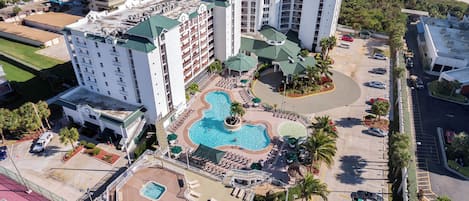 Amenities include sun deck, whirlpool spa, tennis courts, kid's splashpad, and poolside bar