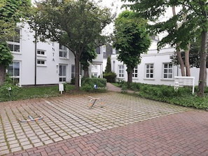 Parkplatz am Haus