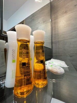 Équipements de salle de bain