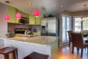 Kitchen and Dining Area, 201 Port O Call