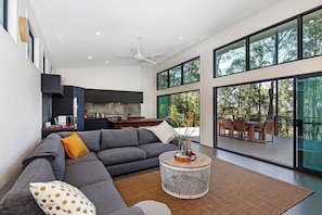 Open plan Lounge Kitchen