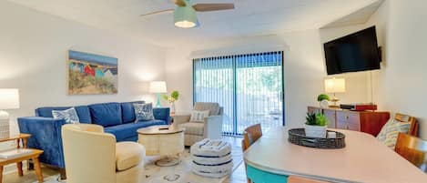 Gulf Breeze Vacation Rental | 1,009 Sq Ft | 2BR | 1.5BA | Step-Free Access