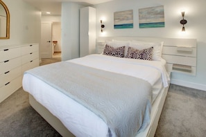 SLEEP IN! Relax, you're on VACATION. Enjoy this comfortable queen sized bed in the cozy bedroom