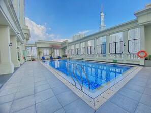 Rooftop pool