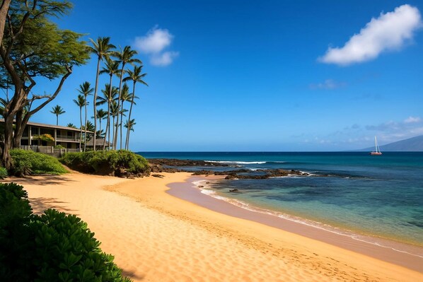 Golden sands, gentle surf, and swaying palms?Napili Bay welcomes you to your peaceful island escape NAB-107