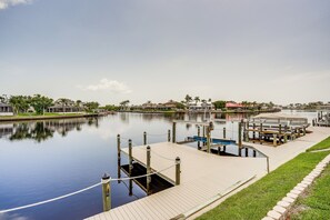 Private Dock w/ Boat Sling | Caloosahatchee River Access