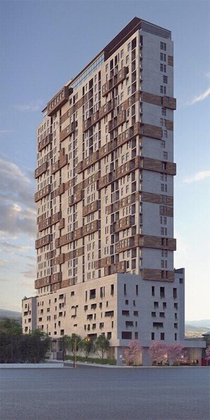 Torre URBN / Tower URBN