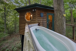 Bain à remous extérieur