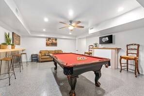 Spielezimmer