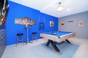 Spielezimmer