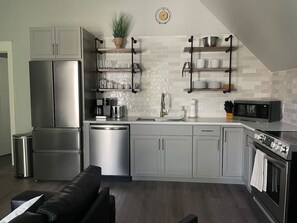 Fully Stocked Custom Kitchen