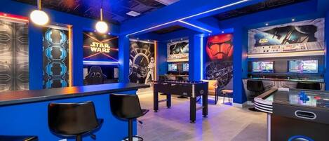 Stars Wars game room