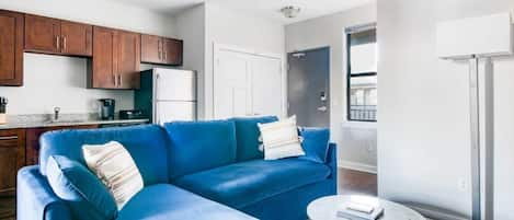 CozySuites MusicRow Charming 1BR w/free parking!