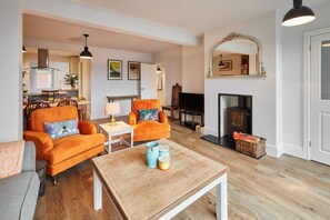 The View at Orchard View, Hognaston - Host & Stay
