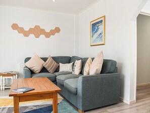 Living room | The Dawn, Looe