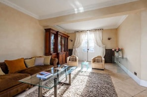 Large double lounge with doors to south facing balcony