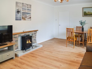 Living room/dining room | Gwynfa, Rhyl