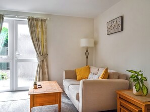 Living room | Ivy Cottage, Marshchapel, near Cleethorpes
