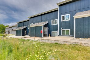 Condo Exterior | Gas Grill | Free WiFi | Trails & Ski Areas Nearby
