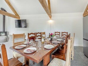 Dining Area | The Maltings - Hazlecote Farm Cottages, Tetbury