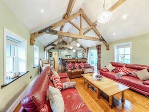 Open plan living space | Ty-Olaf, LLanymawddwy, near Machynlleth