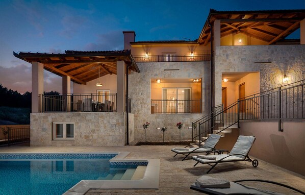 pool