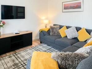 Open plan living space | Caledonia Apartment, Aviemore