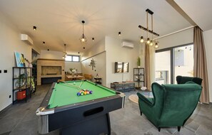 Spielezimmer