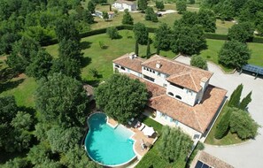 pool