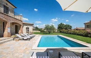 pool