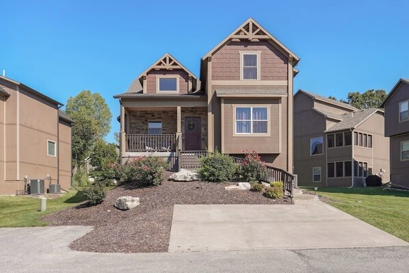 Front door entry with 2 parking places.