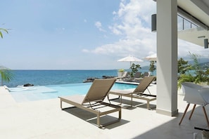 Santosha ,Whitehouse JM - 10 Bedroom Villa w/ Priv (96)