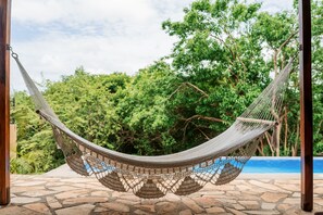 Furniture, Nature, Outdoors, Yard, Vegetation