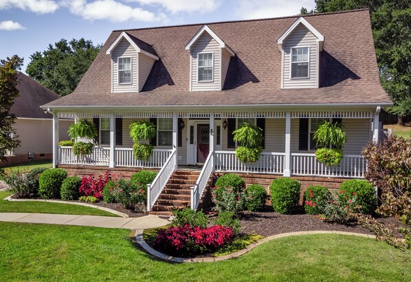Grand Greenville Estate