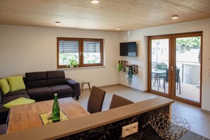 Ferienwohnung Tenne-Wohn-Essbereich