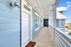 Entry Way, 3rd Floor